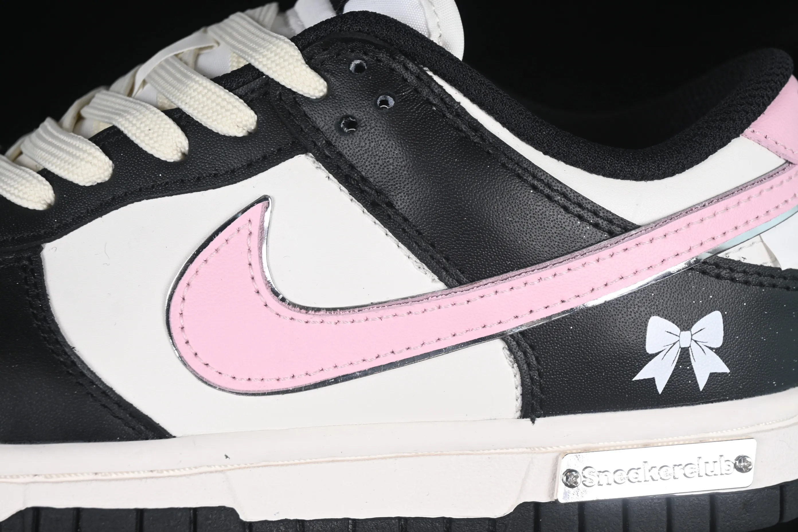 All categories Nk SB Dunk series Nk SB Dunk Low low-top sneakers Nk SB Dunk Low bow tie black and white pink low-top casual sneakers BP1220-009